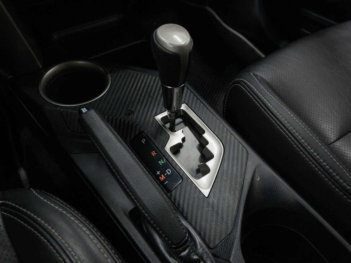 Купить Toyota RAV4 с пробегом. Фото: #16