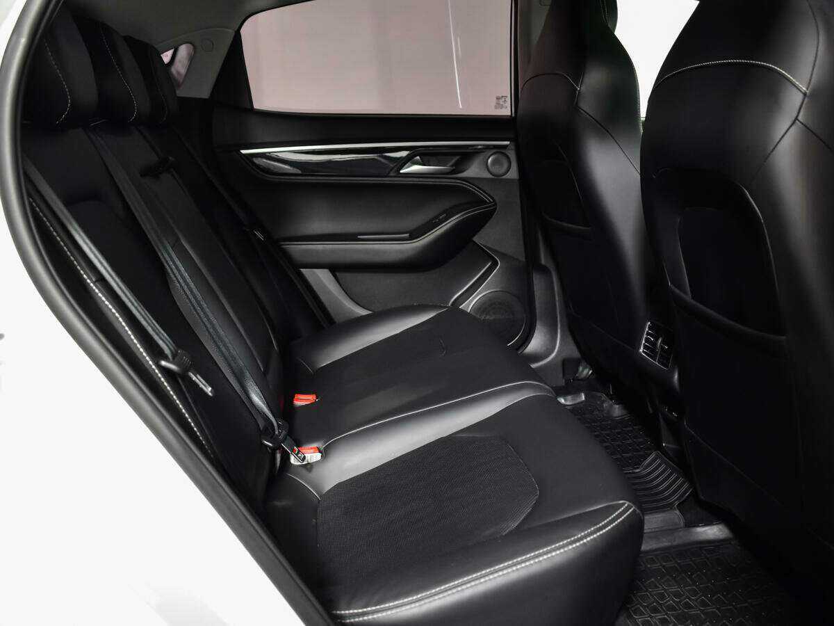 Купить JAC J7 с пробегом. Фото: #9