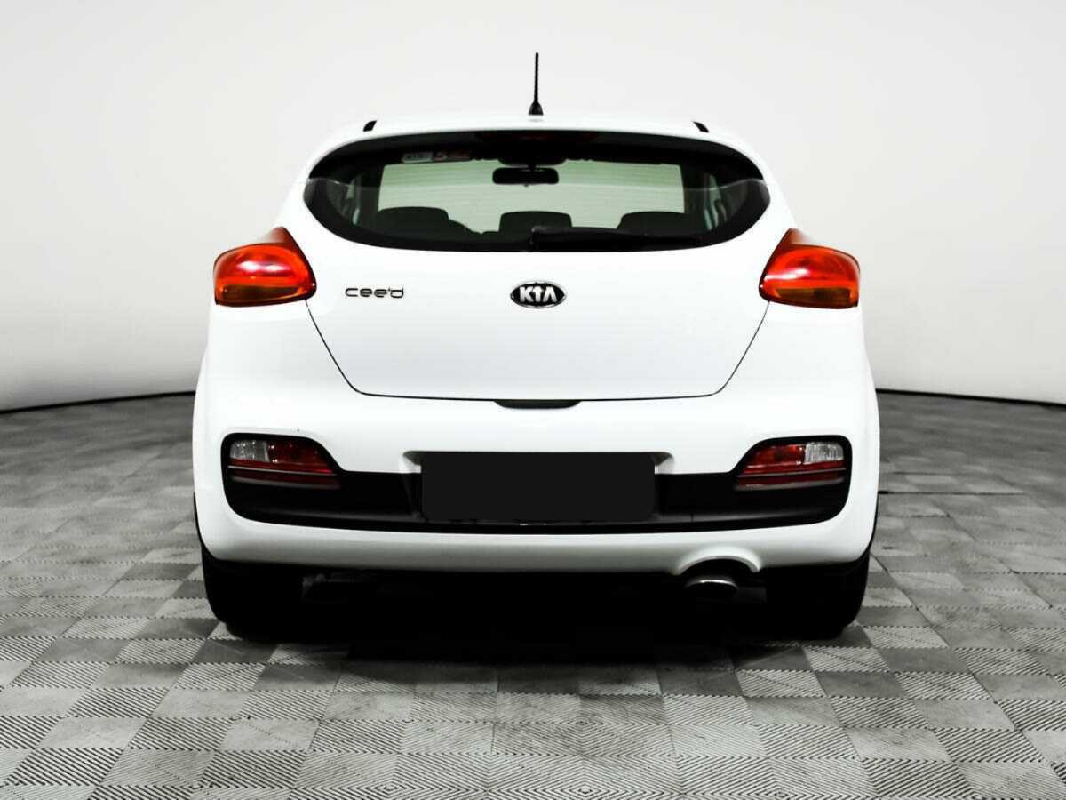 Купить Kia Ceed с пробегом. Фото: #5