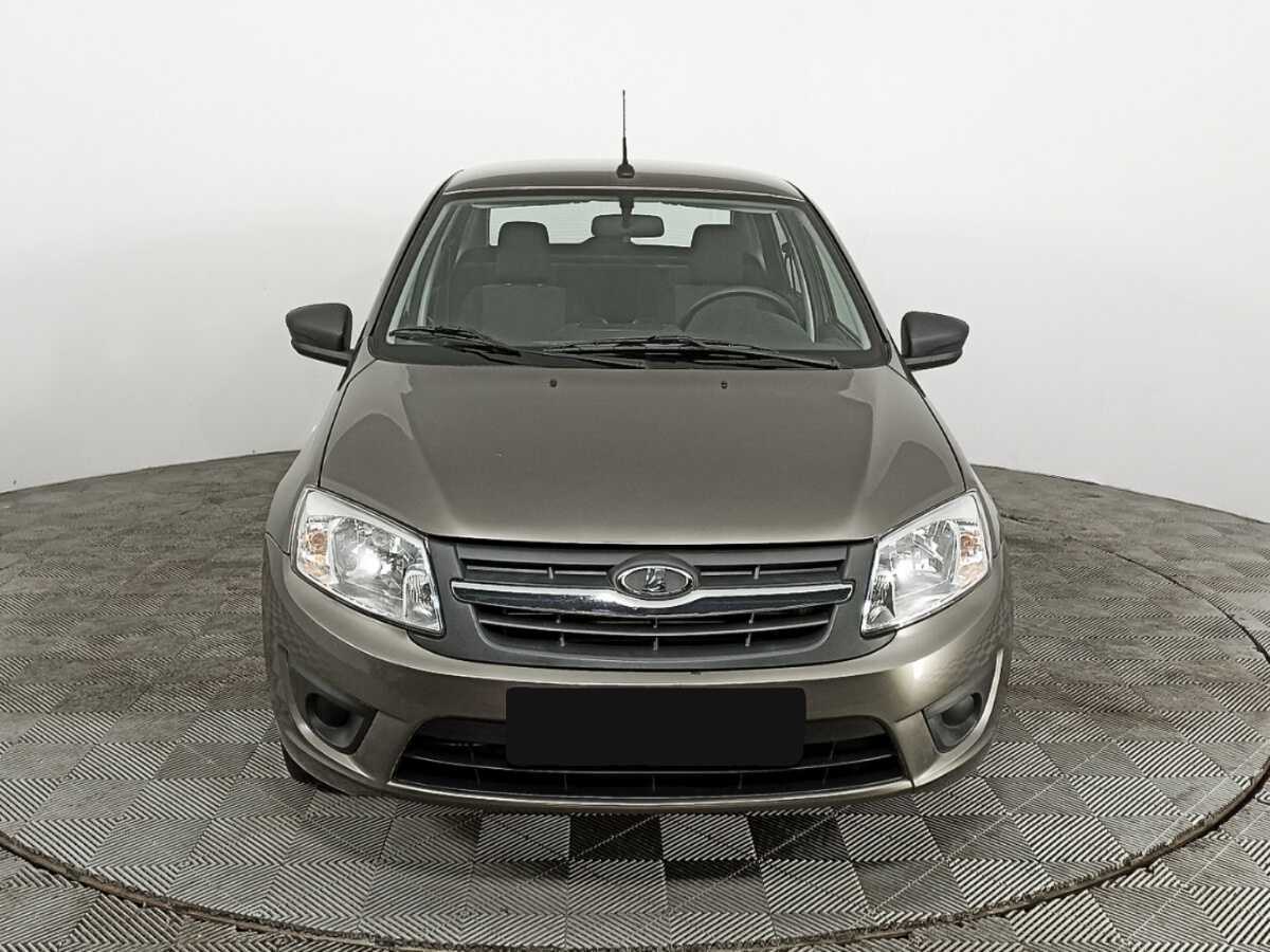 Купить Lada (ВАЗ) Granta с пробегом. Фото: #1