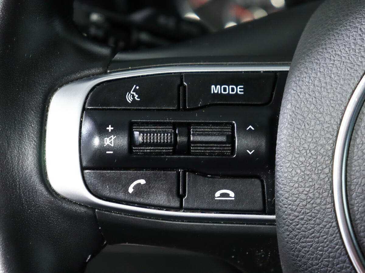 Купить Kia K5 с пробегом. Фото: #18