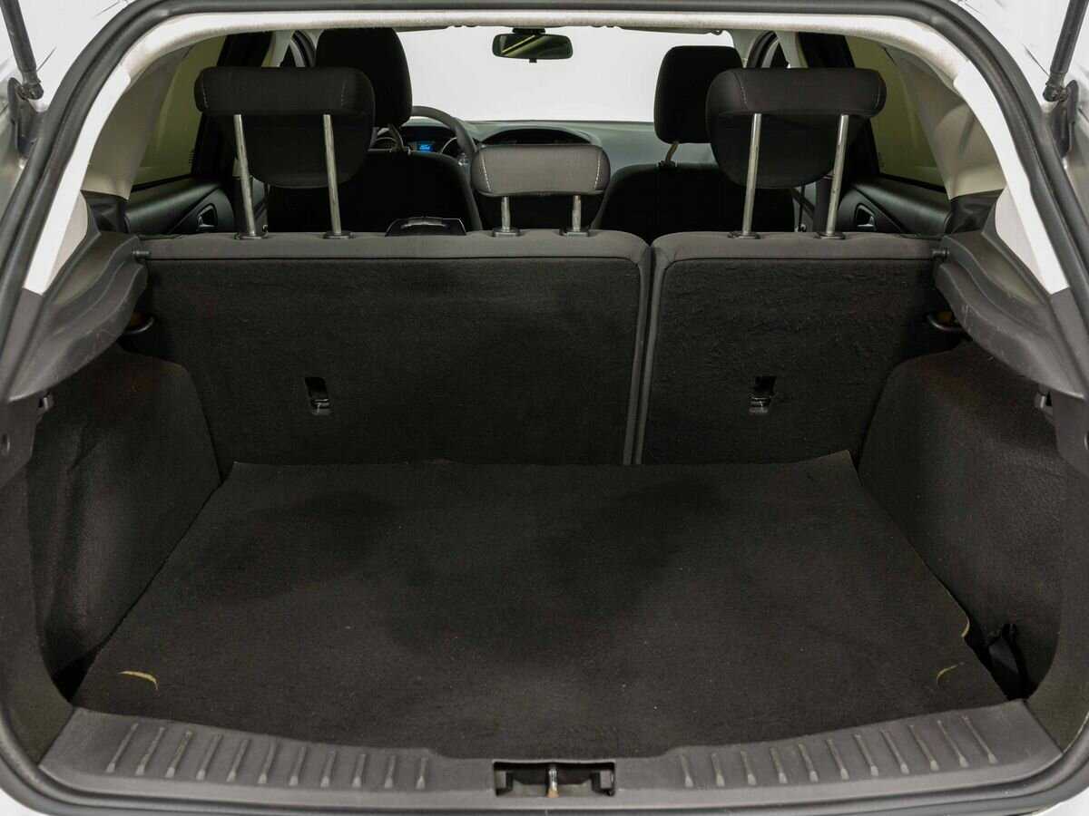 Купить Ford Focus с пробегом. Фото: #22