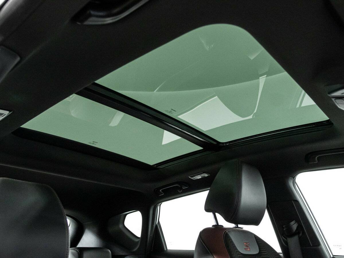 Купить Geely Coolray с пробегом. Фото: #20