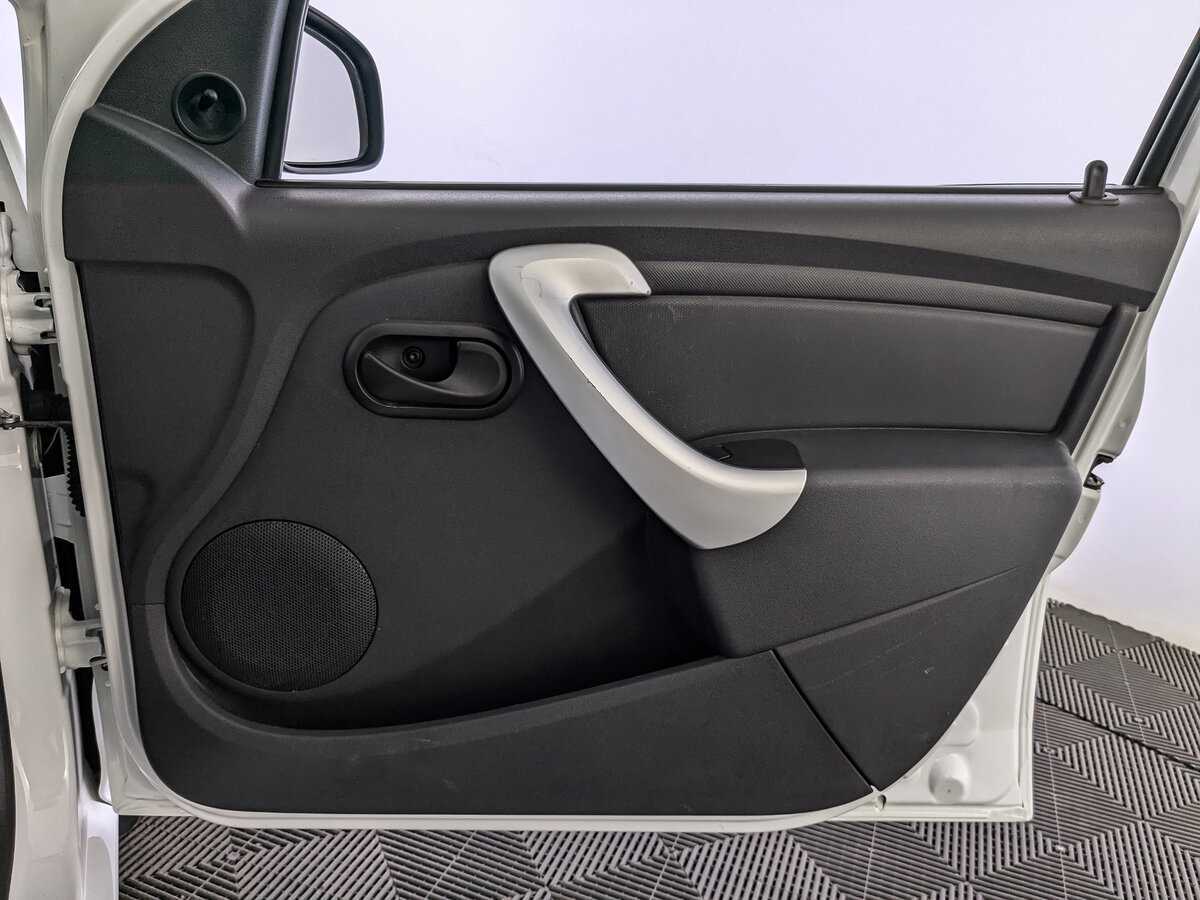 Купить Lada (ВАЗ) Largus с пробегом. Фото: #20