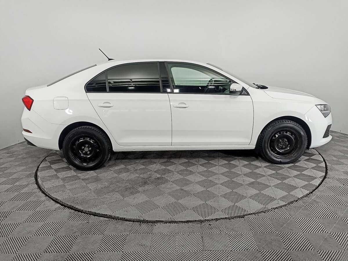 Купить Skoda Rapid с пробегом. Фото: #3