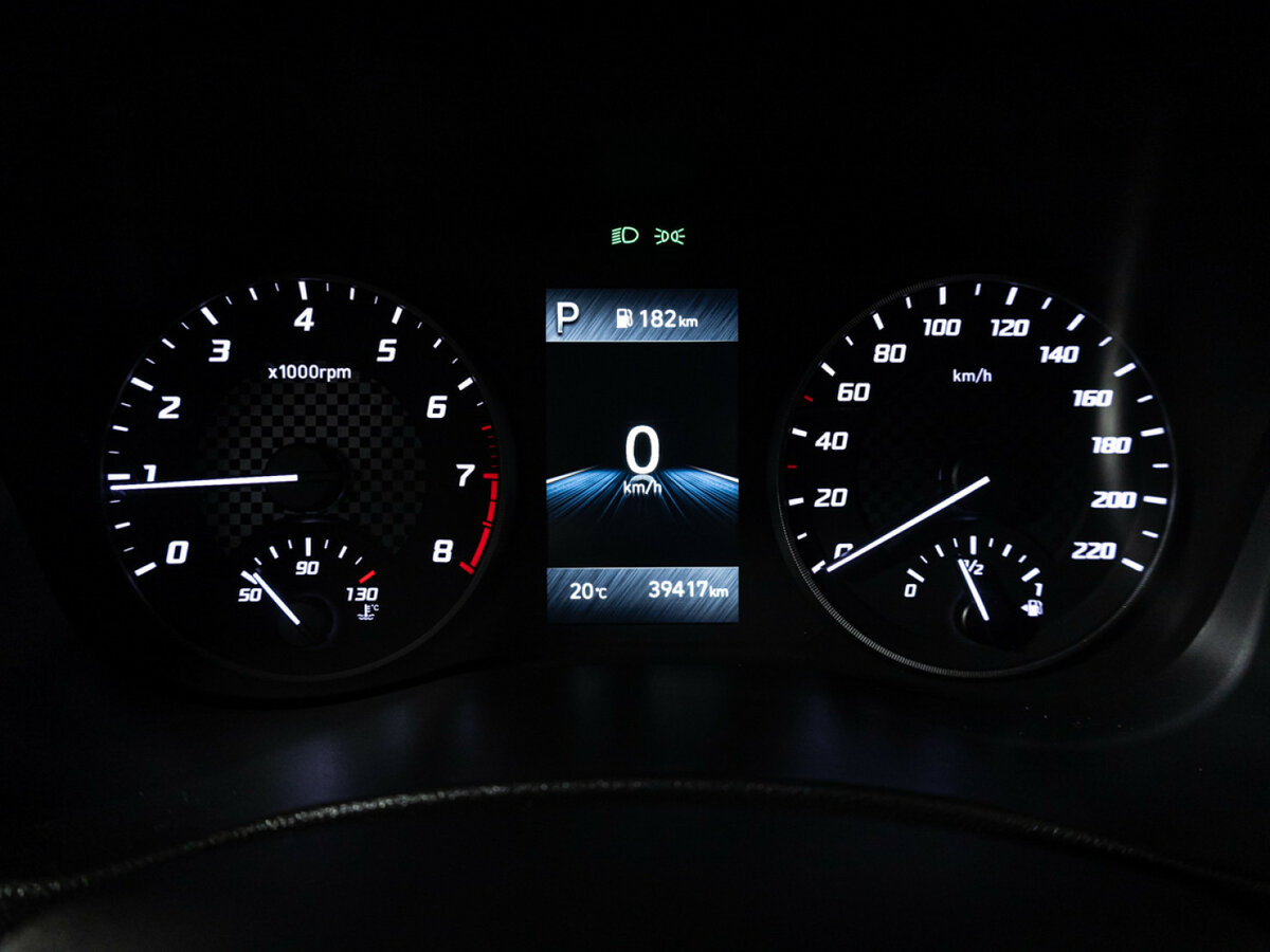 Купить Hyundai Solaris с пробегом. Фото: #11