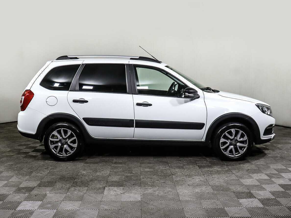 Купить Lada (ВАЗ) Granta с пробегом. Фото: #2