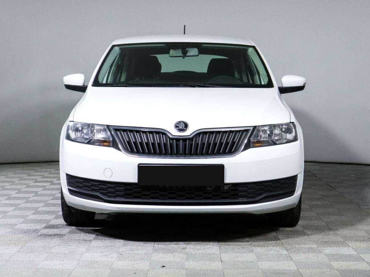 Купить Skoda Rapid с пробегом. Фото: #1