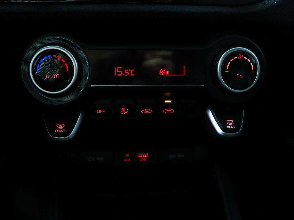 Купить Kia Rio с пробегом. Фото: #13