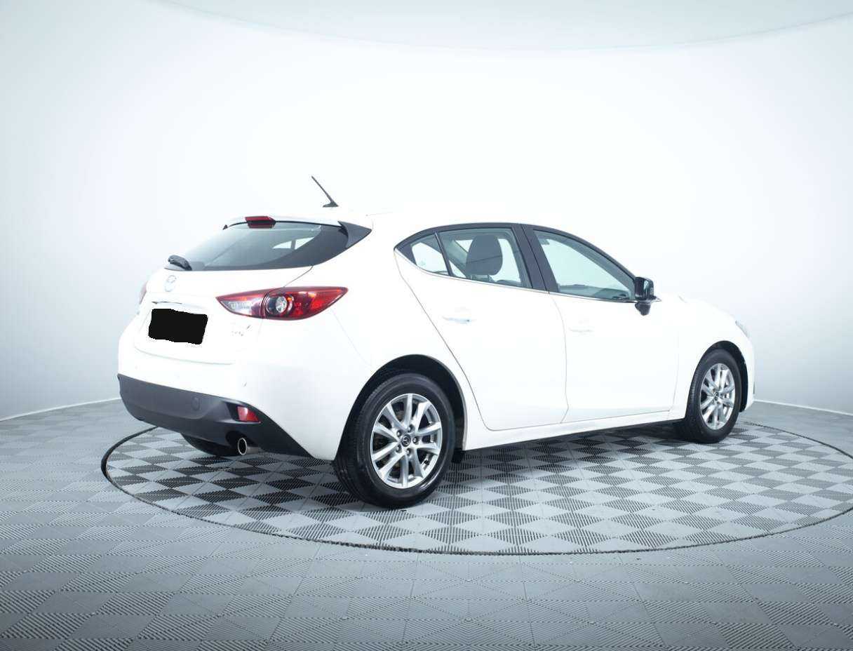 Купить Mazda 3 с пробегом. Фото: #4