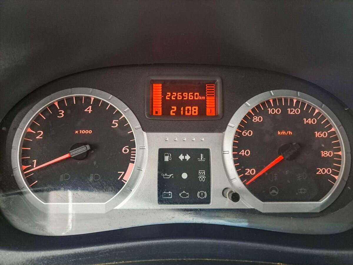 Купить Lada (ВАЗ) Largus с пробегом. Фото: #12