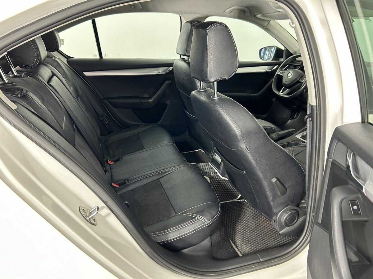 Купить Skoda Octavia с пробегом. Фото: #15
