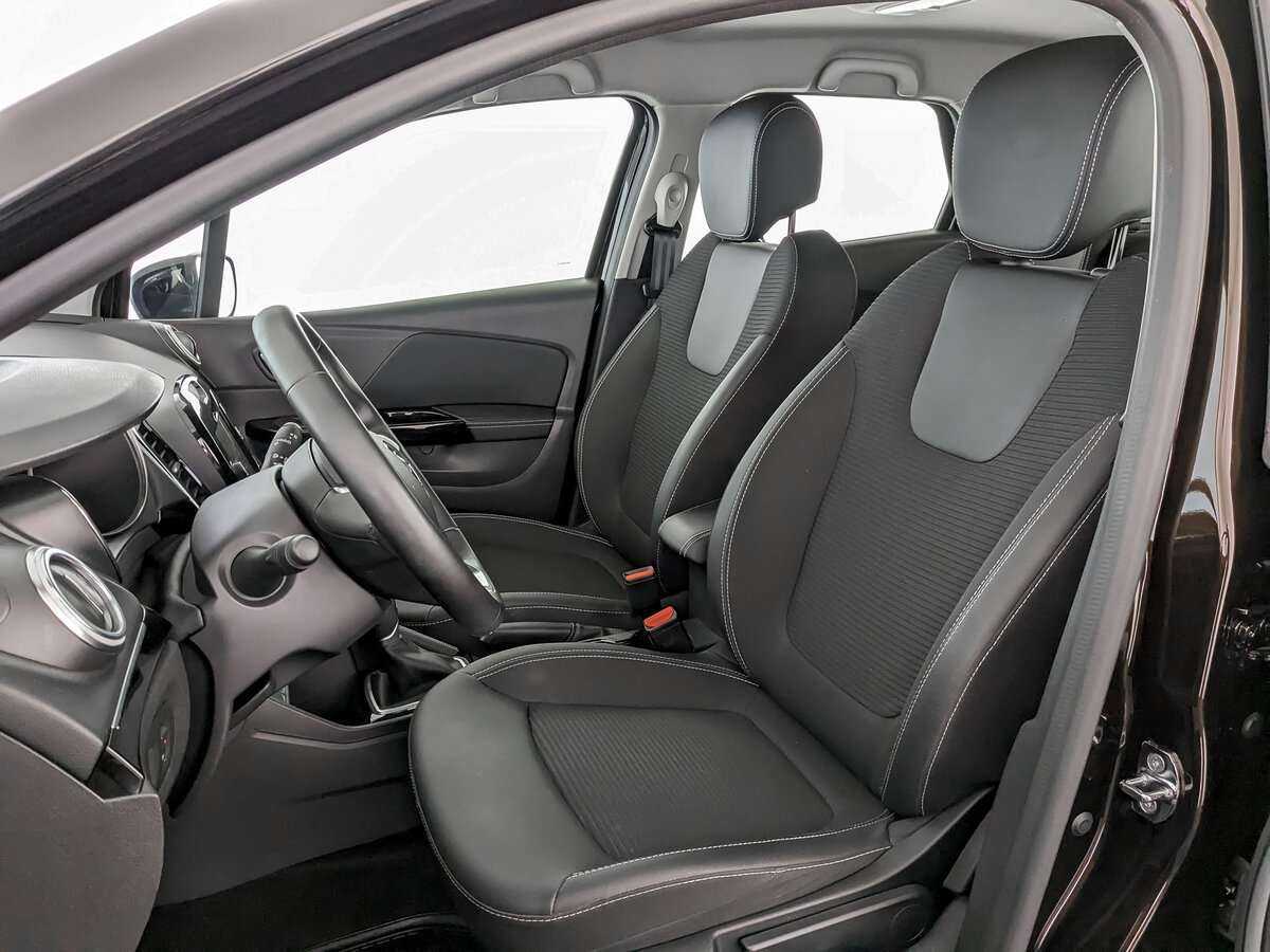 Купить Renault Kaptur с пробегом. Фото: #14