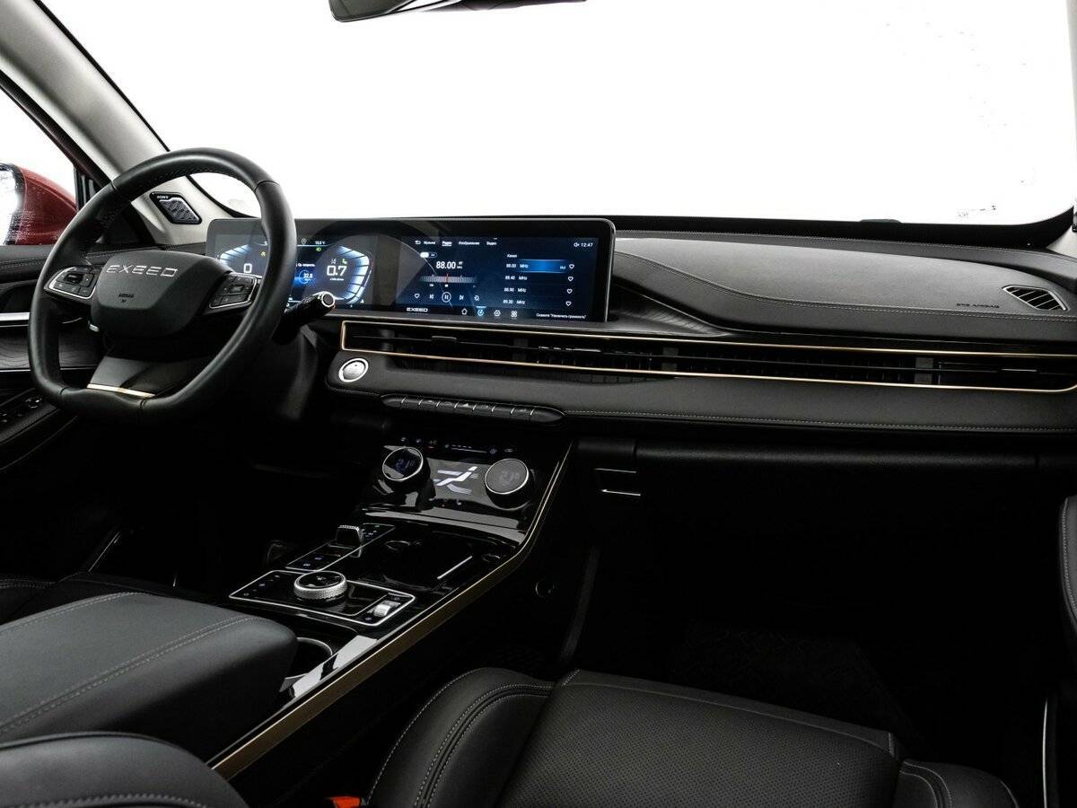 Купить EXEED LX с пробегом. Фото: #8