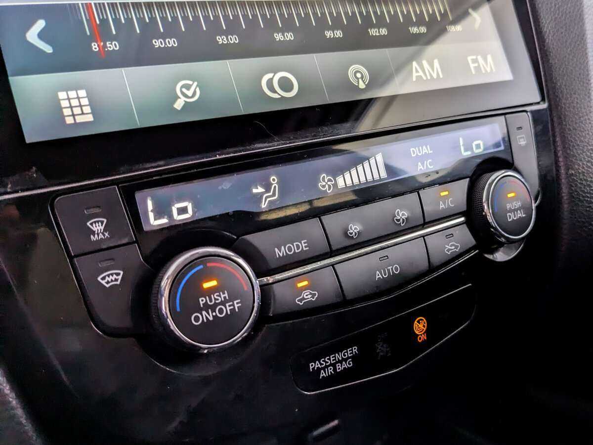 Купить Nissan X-Trail с пробегом. Фото: #19