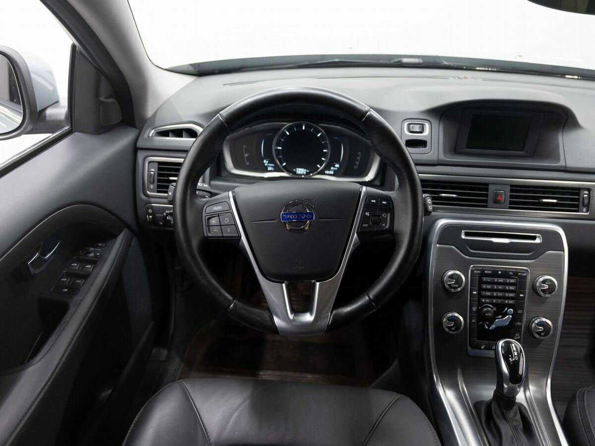 Купить Volvo XC70 с пробегом. Фото: #10