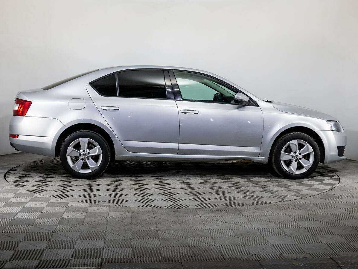 Купить Skoda Octavia с пробегом. Фото: #3