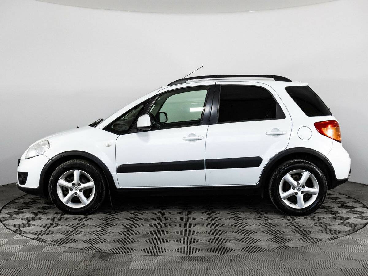 Купить Suzuki SX4 с пробегом. Фото: #7