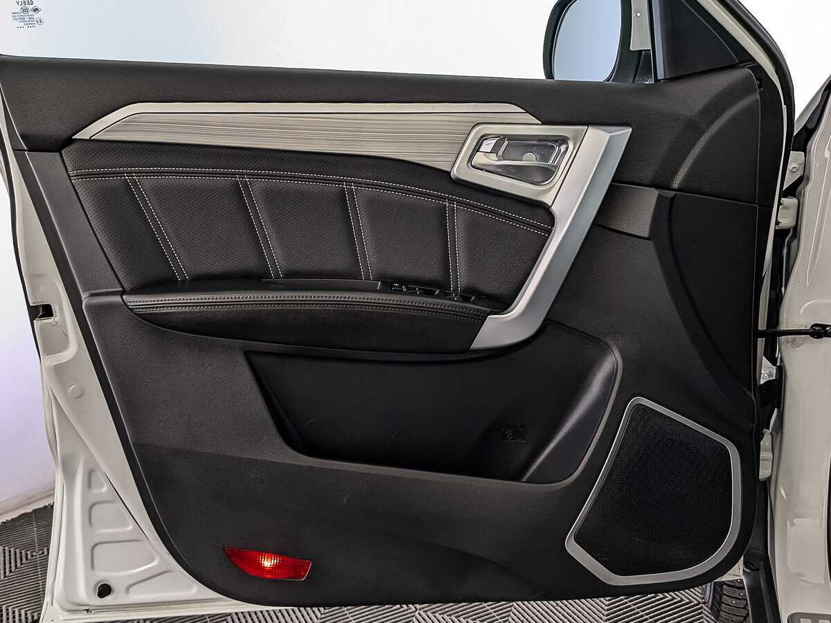 Купить Geely Emgrand X7 с пробегом. Фото: #16