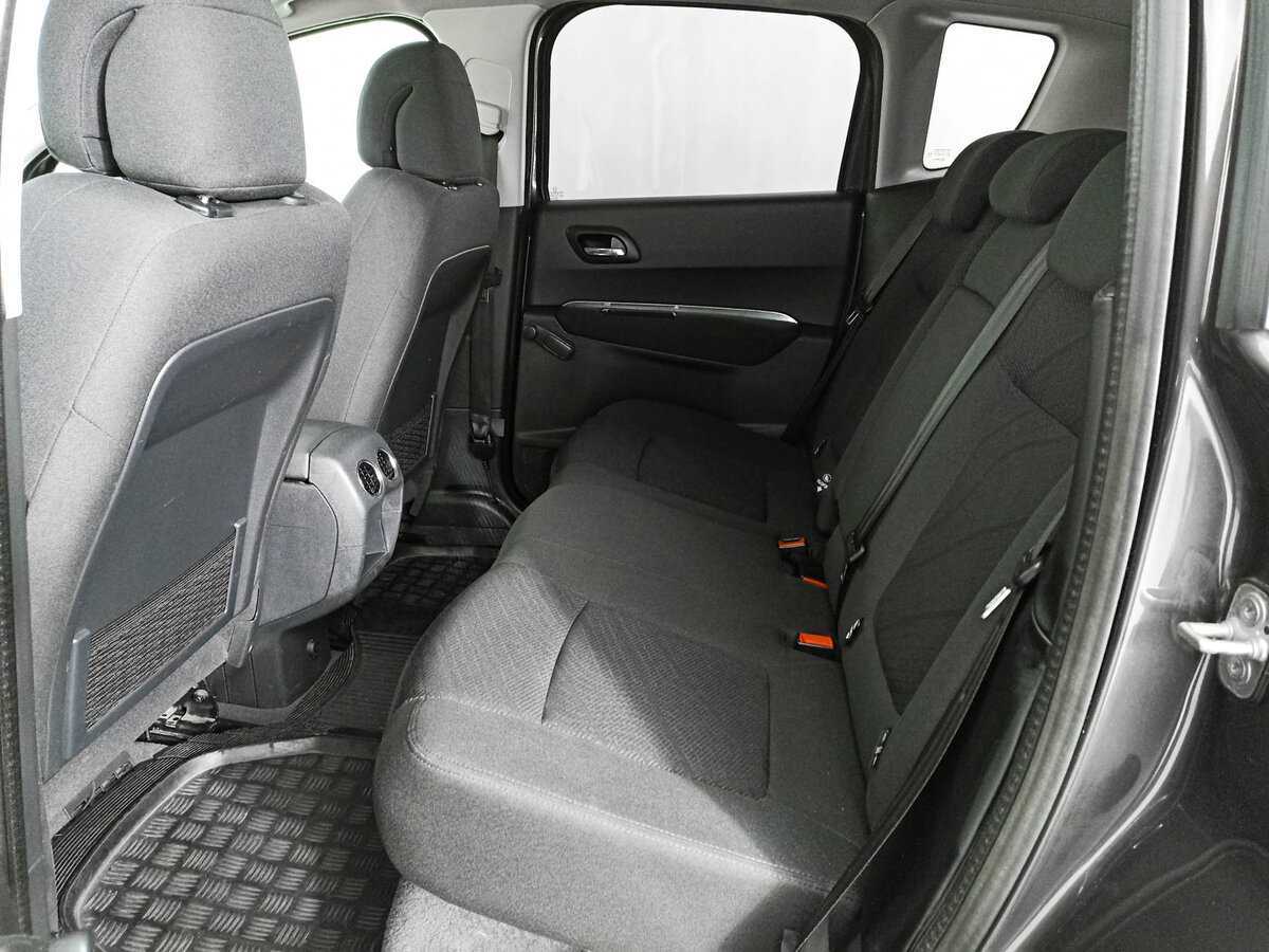 Купить Peugeot 3008 с пробегом. Фото: #8