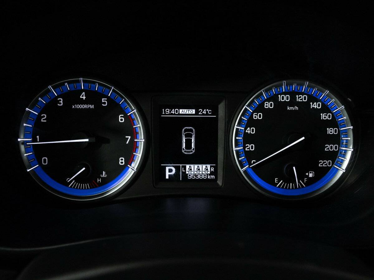 Купить Suzuki SX4 с пробегом. Фото: #11