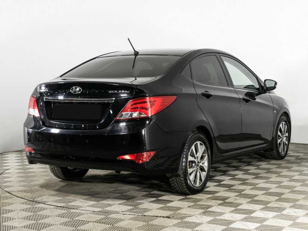 Купить Hyundai Solaris с пробегом. Фото: #4