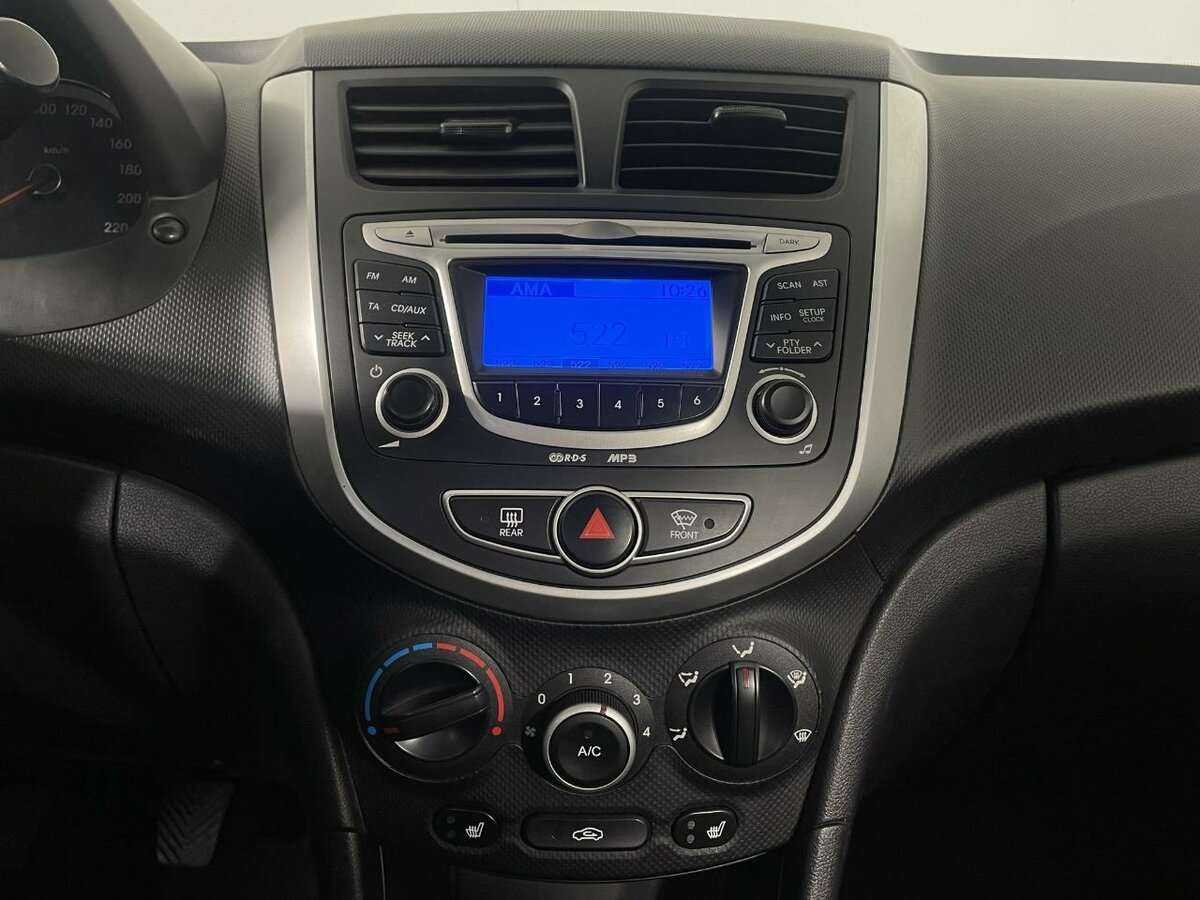 Купить Hyundai Solaris с пробегом. Фото: #11