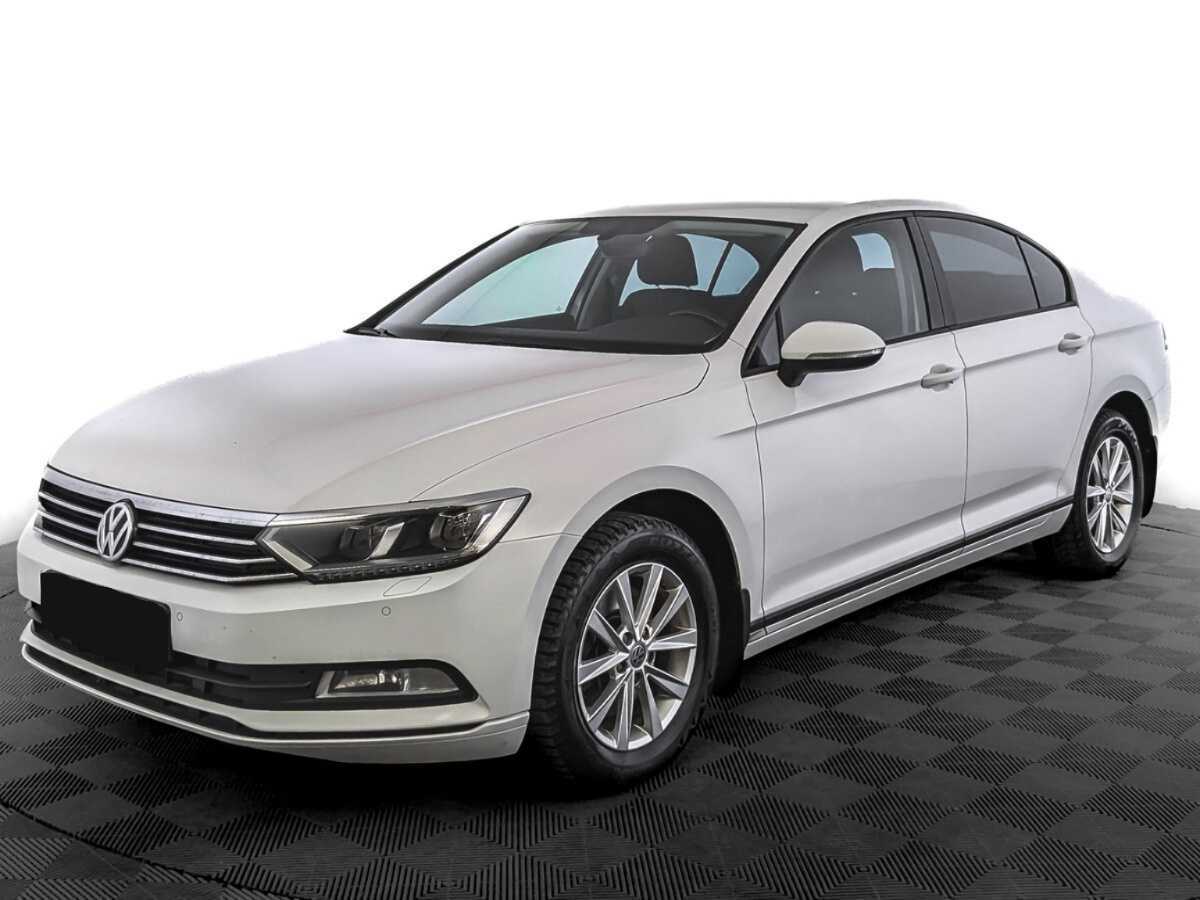 Купить Volkswagen Passat с пробегом. Посмотреть фото