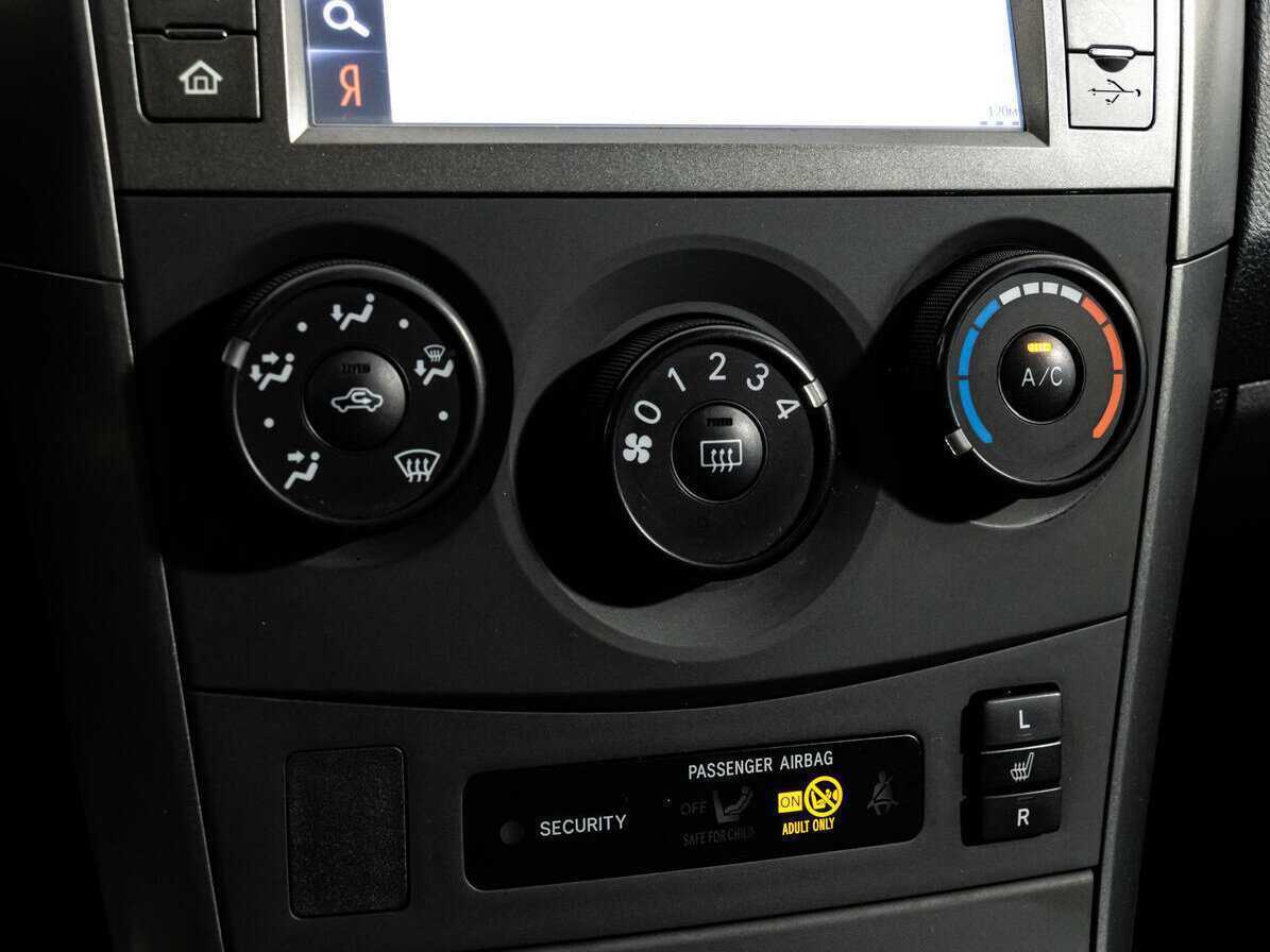 Купить Toyota Corolla с пробегом. Фото: #12