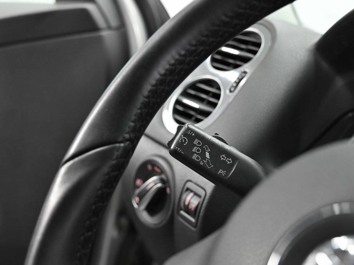 Купить Volkswagen Tiguan с пробегом. Фото: #8