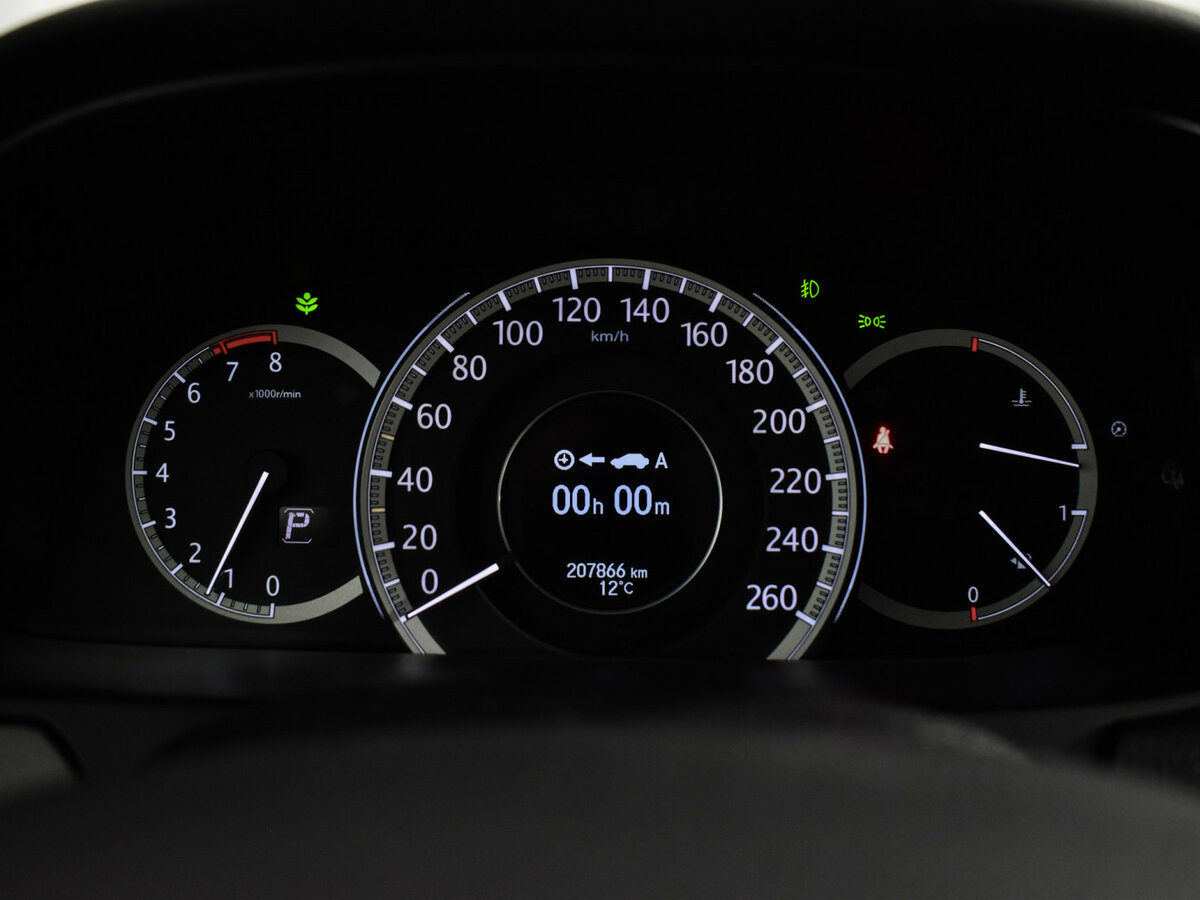Купить Honda Accord с пробегом. Фото: #18