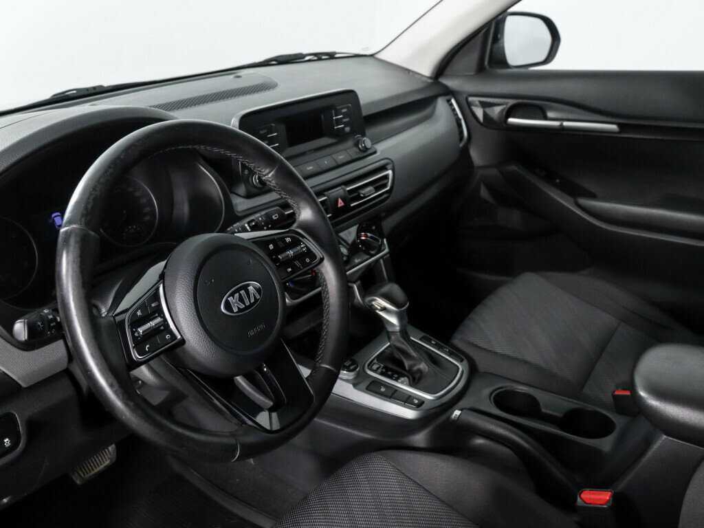 Купить Kia Seltos с пробегом. Фото: #8