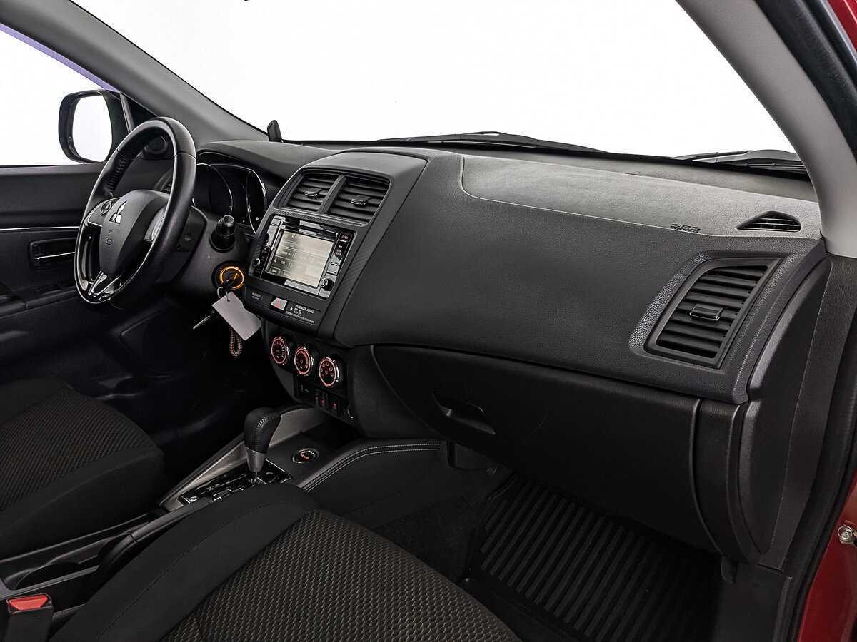 Купить Mitsubishi ASX с пробегом. Фото: #12