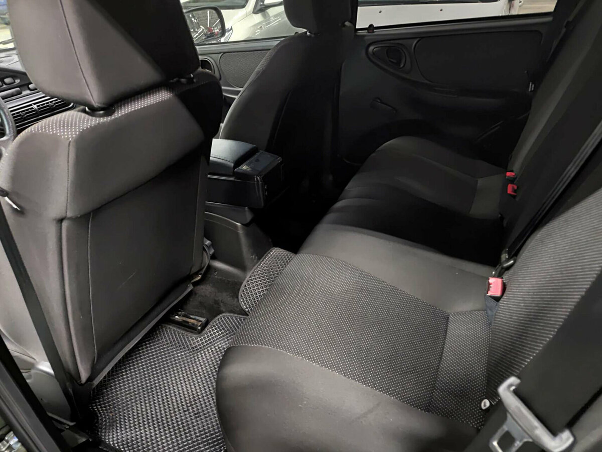 Купить Lada (ВАЗ) Niva Travel с пробегом. Фото: #11