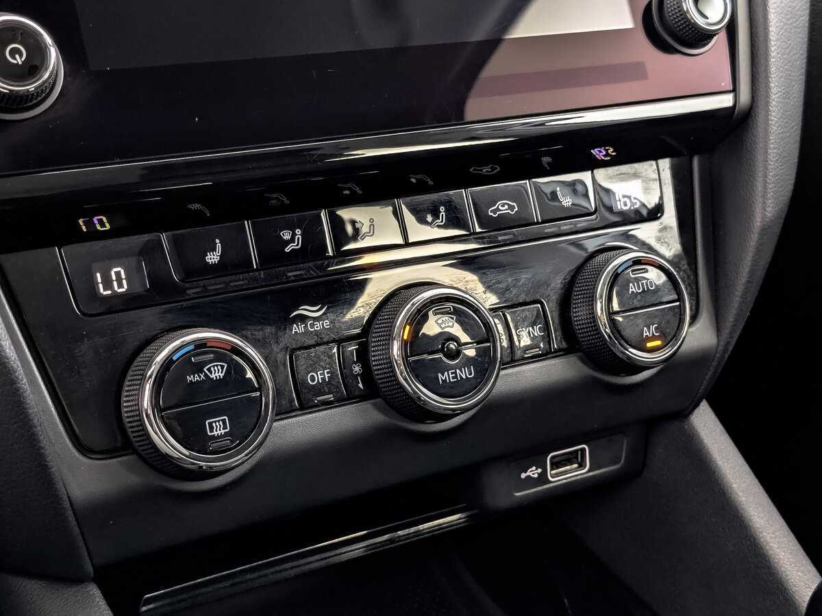 Купить Skoda Octavia с пробегом. Фото: #16