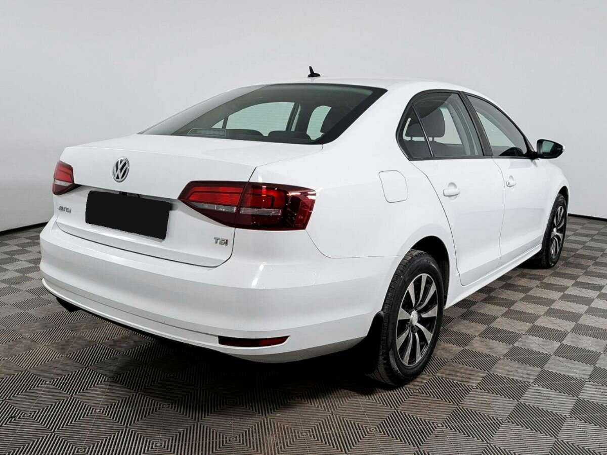 Купить Volkswagen Jetta с пробегом. Фото: #3
