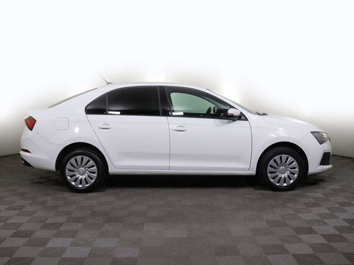 Купить Skoda Rapid с пробегом. Фото: #2