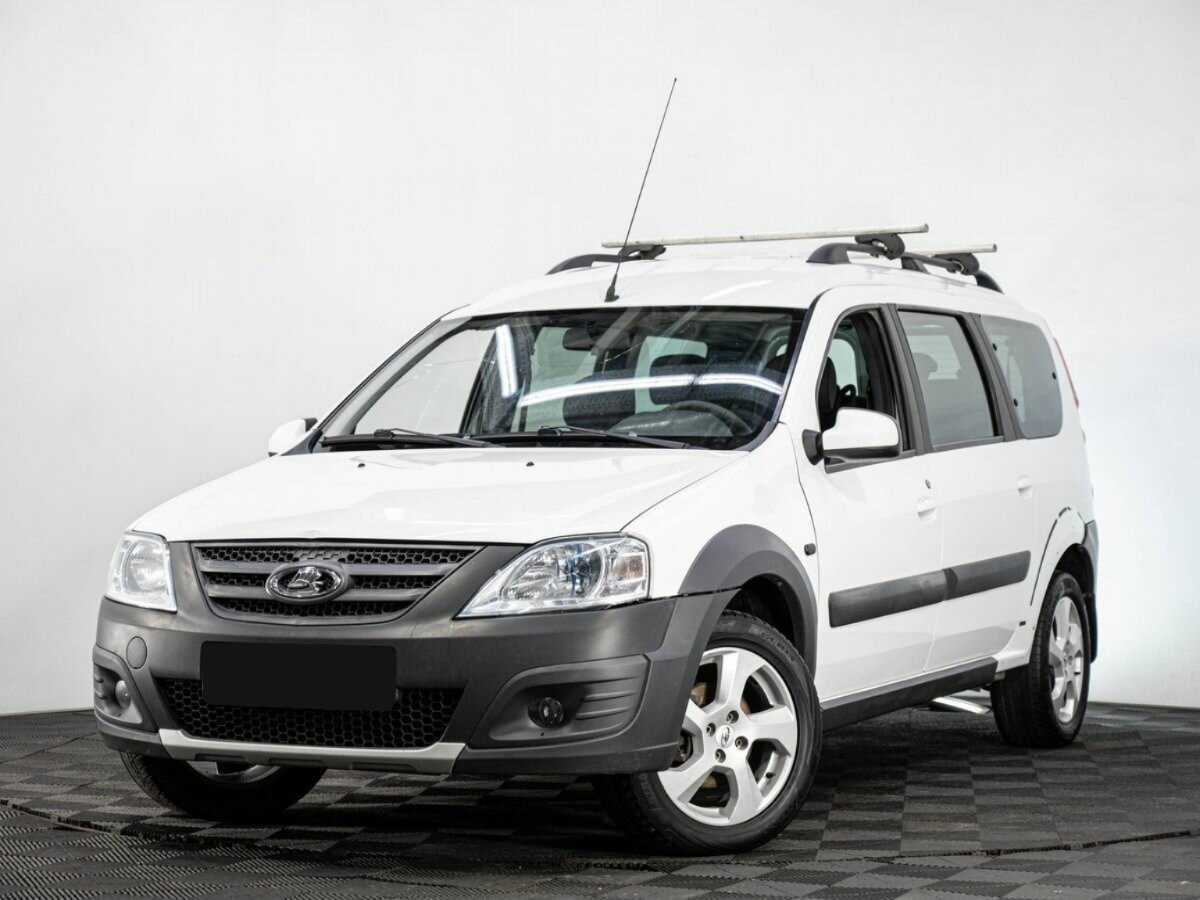 Купить Lada (ВАЗ) Largus с пробегом. Посмотреть фото