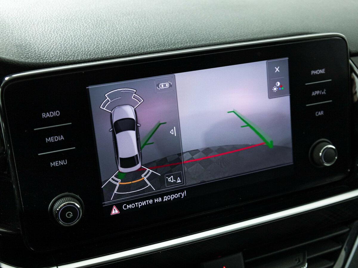 Купить Volkswagen Polo с пробегом. Фото: #11