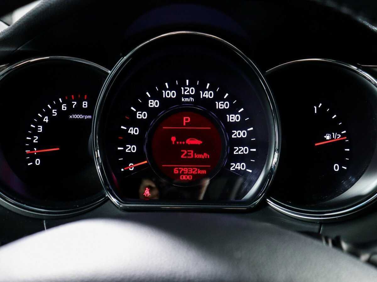 Купить Kia Ceed с пробегом. Фото: #7