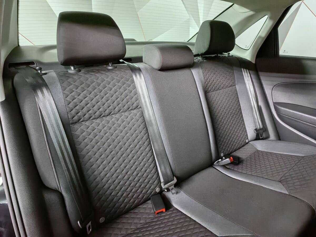 Купить Volkswagen Polo с пробегом. Фото: #12