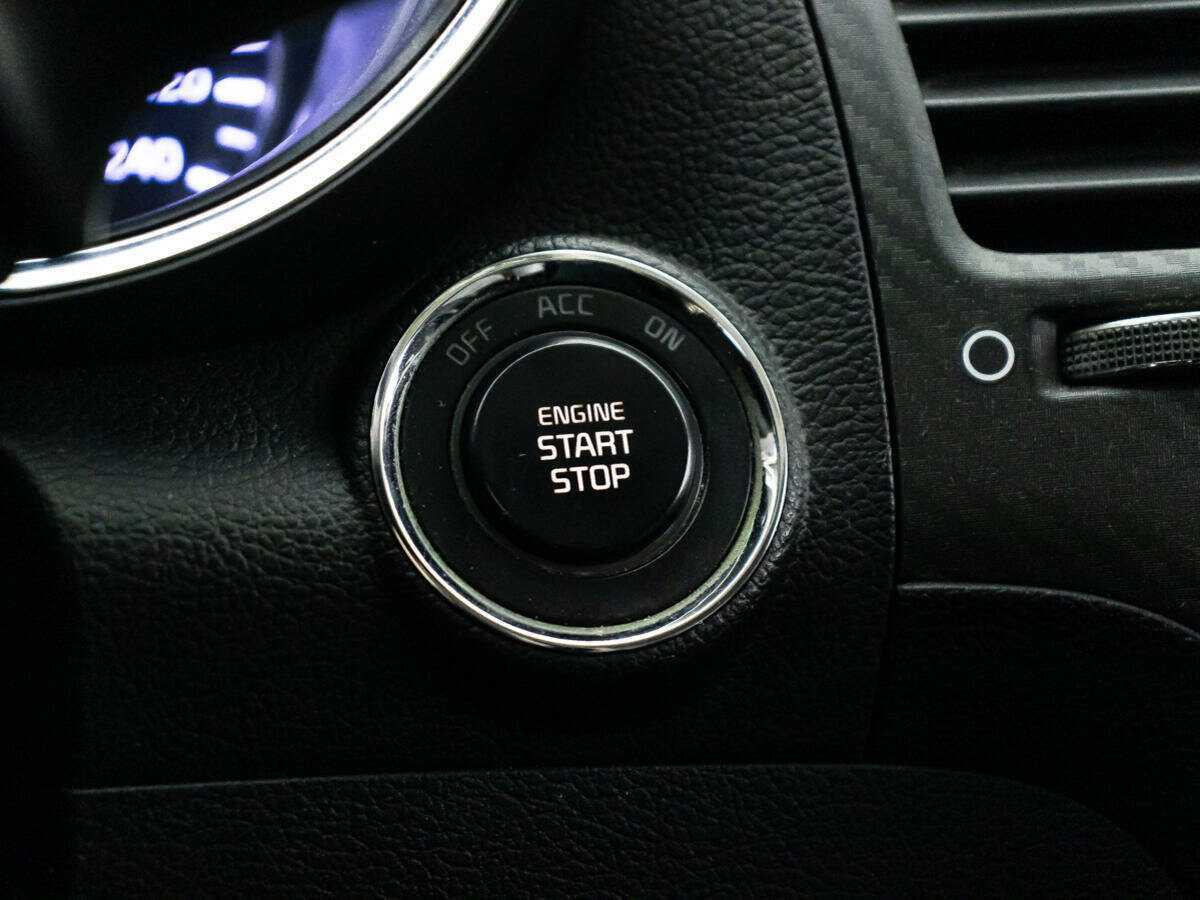 Купить Kia Cerato с пробегом. Фото: #17