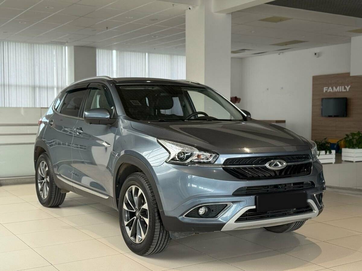 Купить Chery Tiggo 7 с пробегом. Фото: #2
