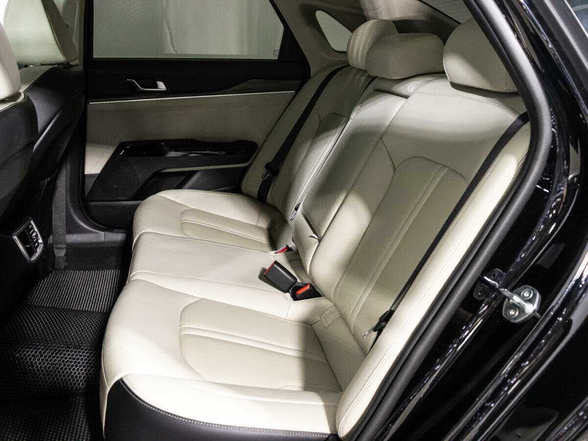 Купить Kia K5 с пробегом. Фото: #9