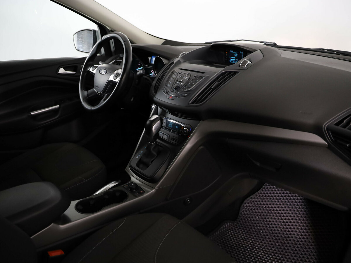 Купить Ford Kuga с пробегом. Фото: #16