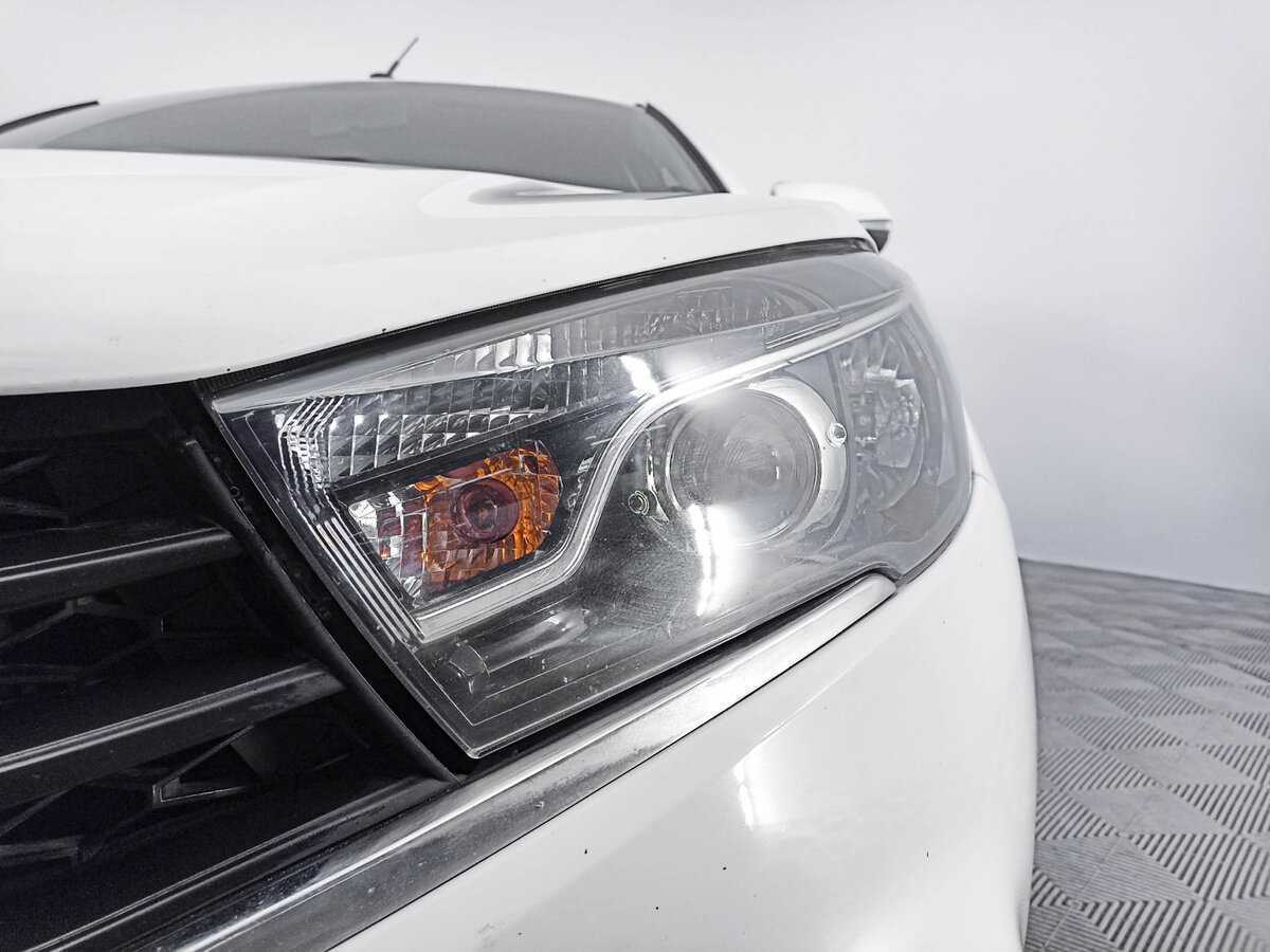 Купить Lada (ВАЗ) Vesta с пробегом. Фото: #16