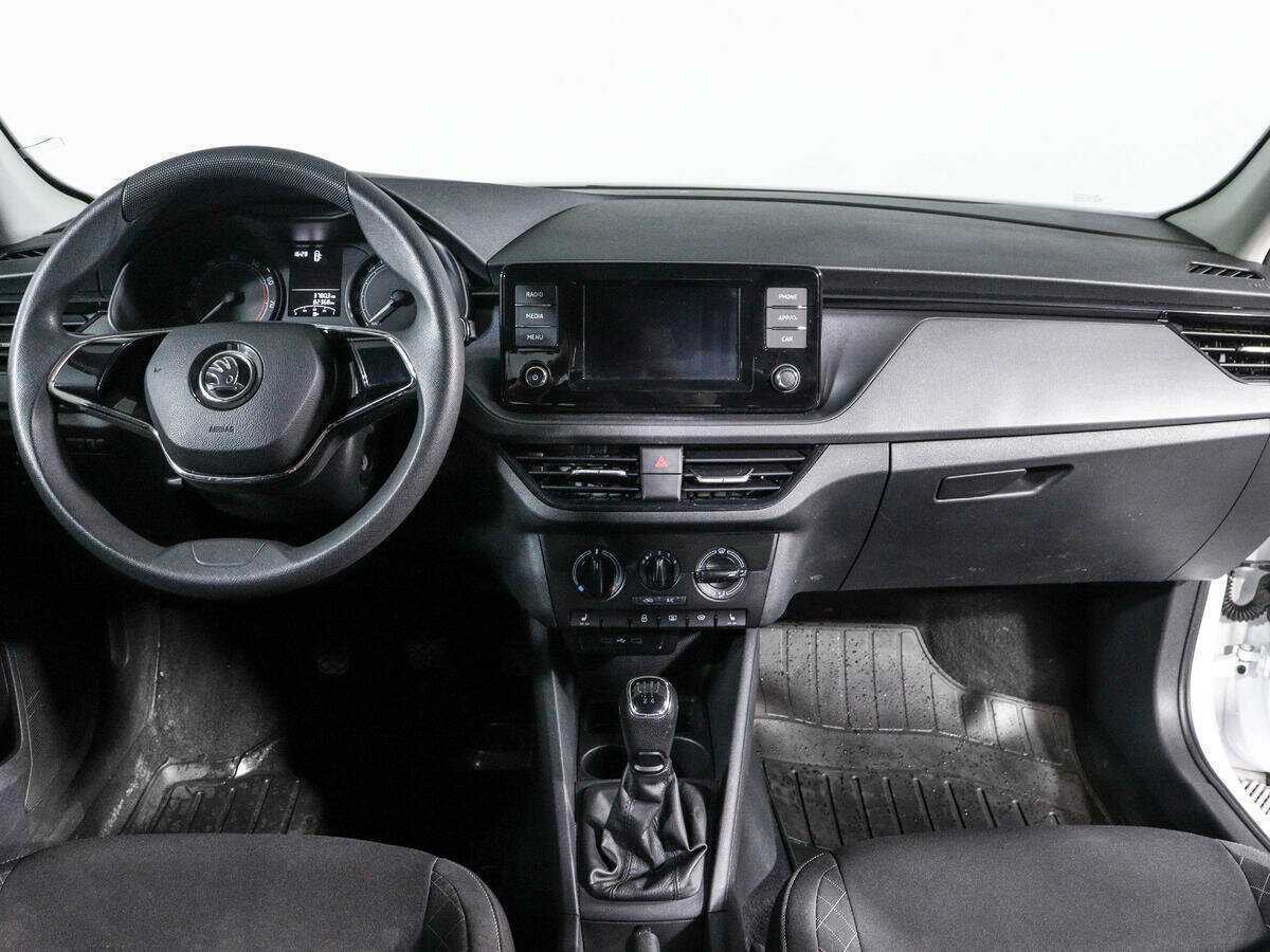 Купить Skoda Rapid с пробегом. Фото: #11