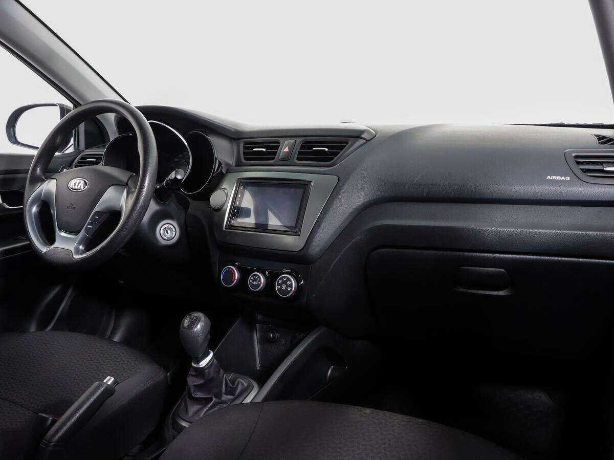 Купить Kia Rio с пробегом. Фото: #8