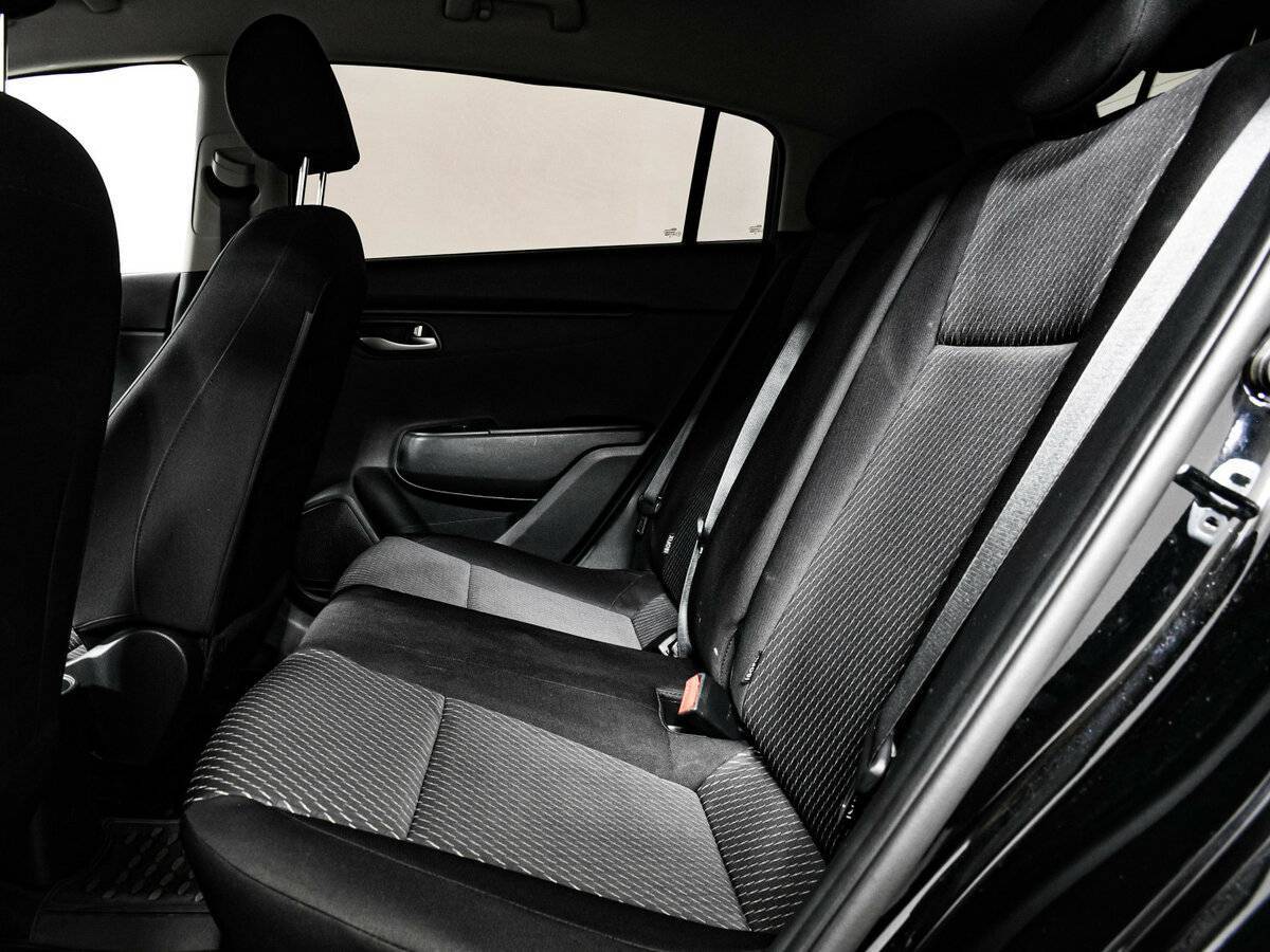 Купить Kia Rio с пробегом. Фото: #13