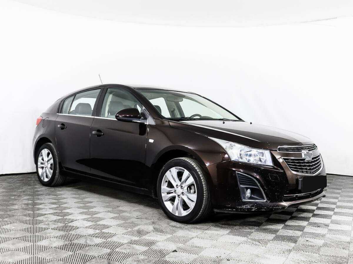 Купить Chevrolet Cruze с пробегом. Фото: #2